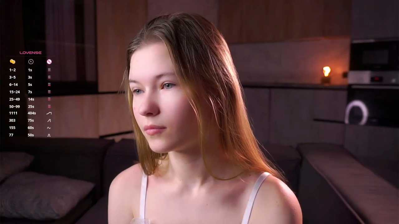 LynHillaire