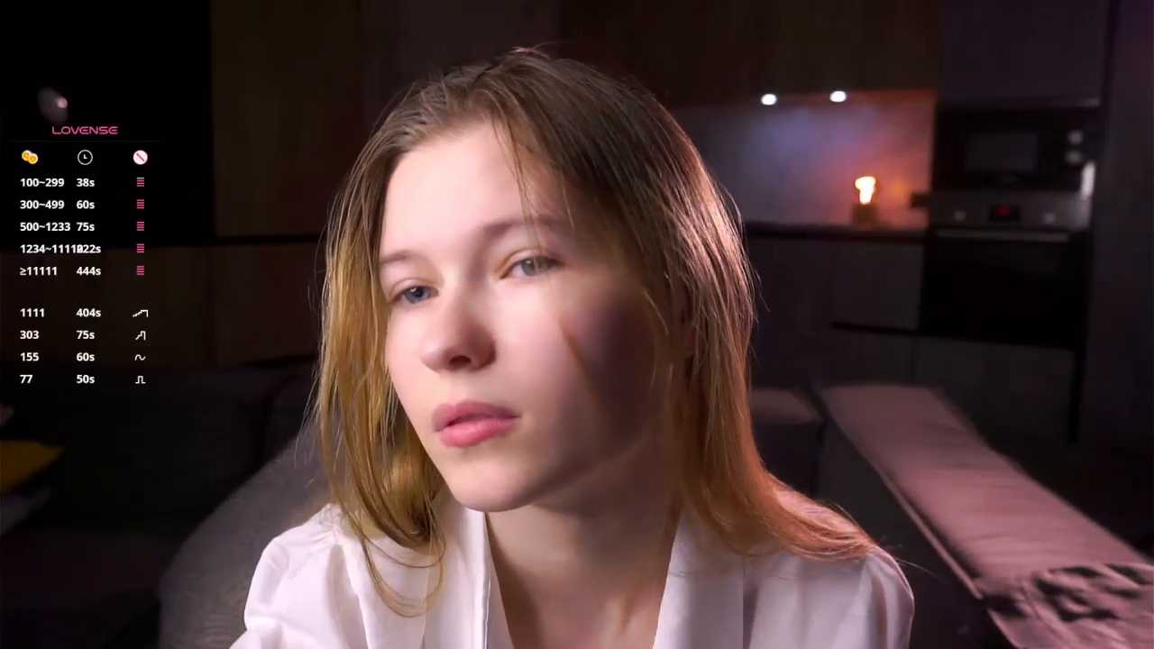 LynHillaire