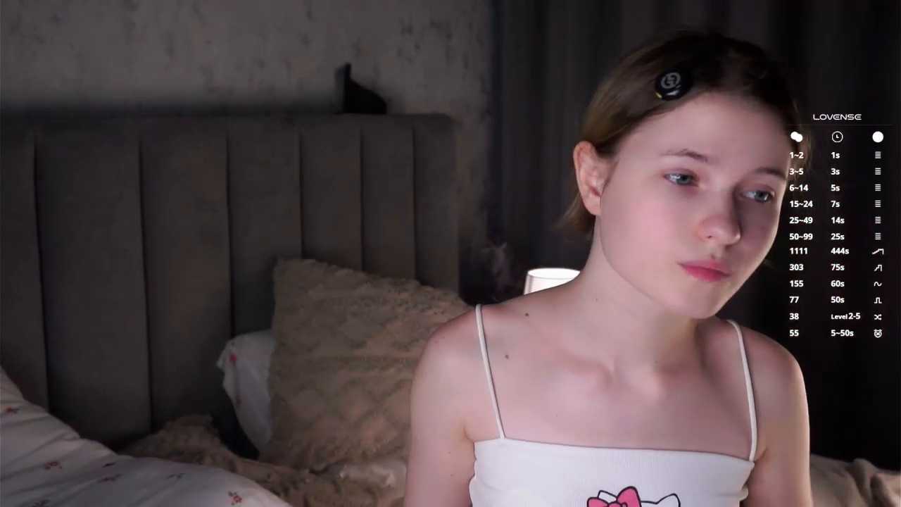 LynHillaire