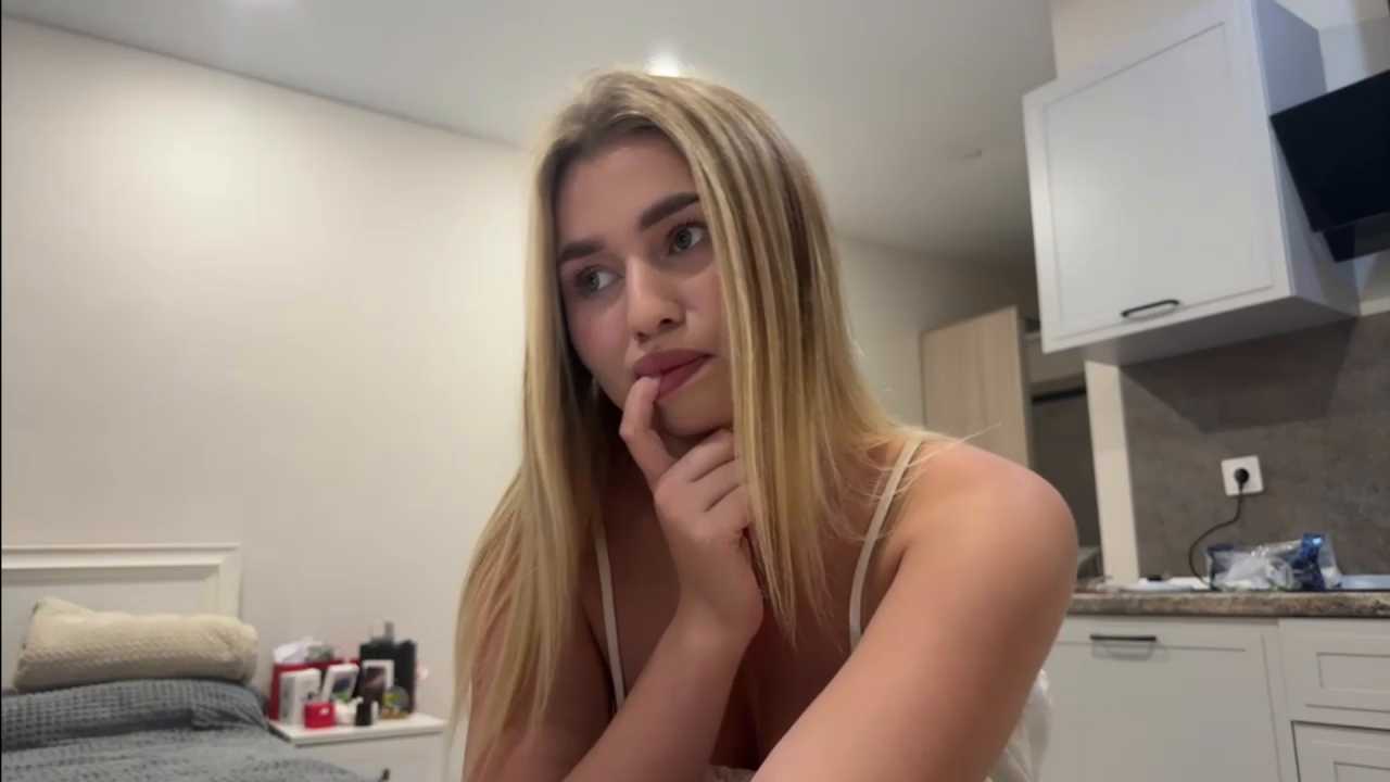 LynneKinn cam recording