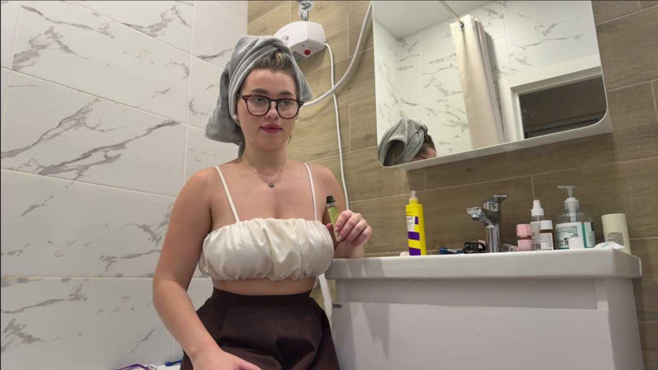 LynneKinn cam recording