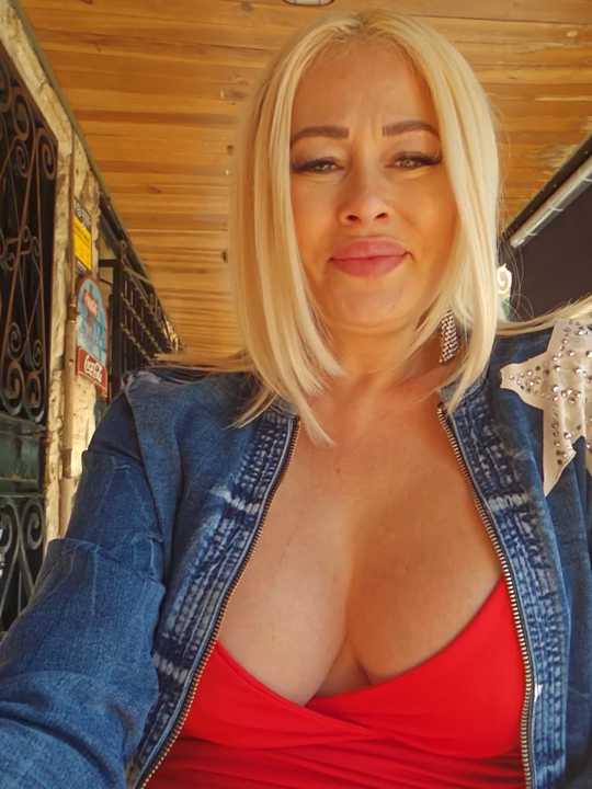 MILFBARBY Stripchat recording – Oct 15, 2026
