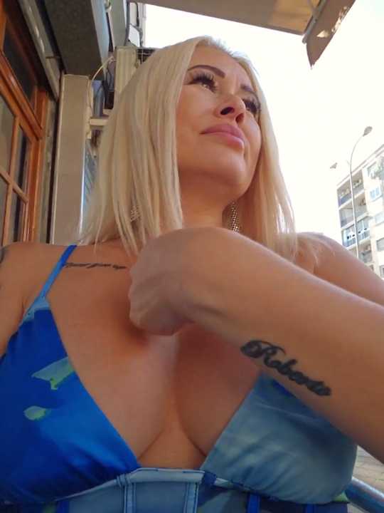 MILFBARBY cam recording