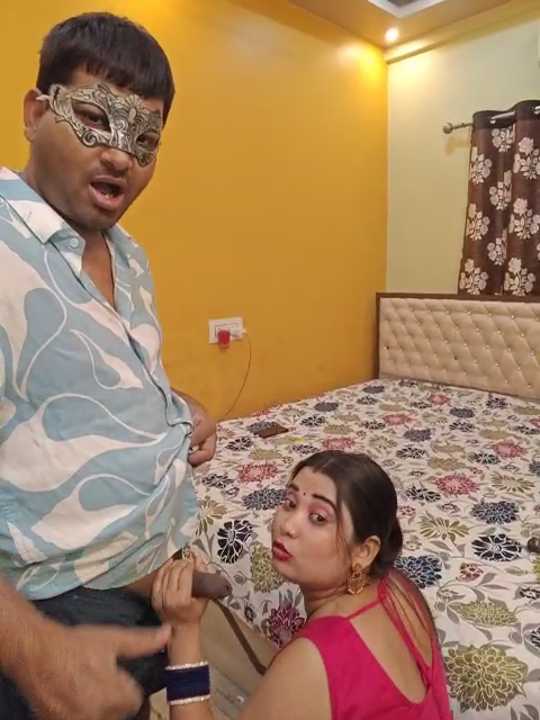 MONAJI_HOT