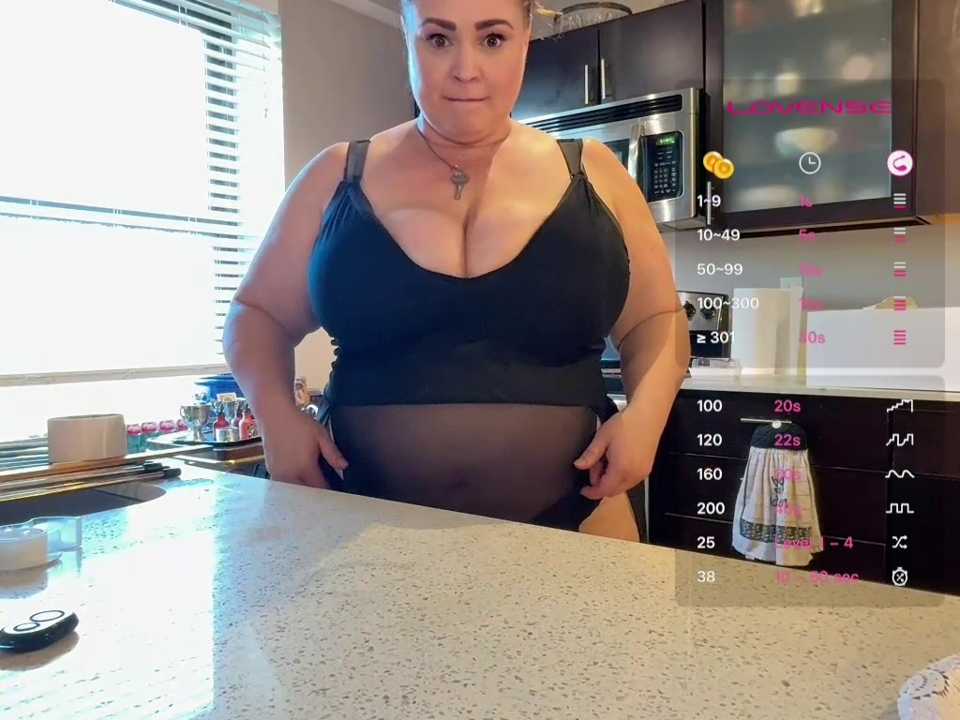 MadamJizzle Stripchat recording – Oct 23, 2026