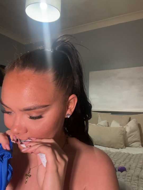 MaddisonWhitex Stripchat recording – Oct 23, 2026