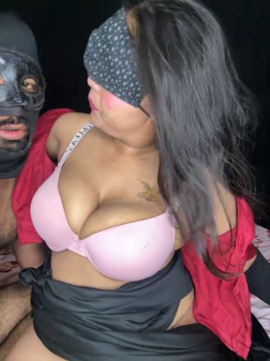 Madhosh_Mona cam recording