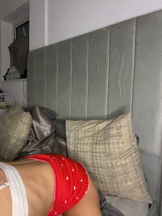 MaeBlonde