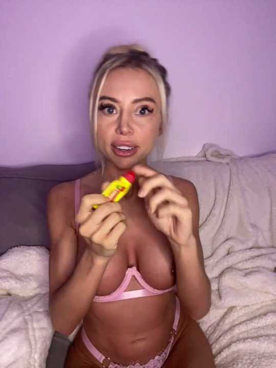 MaeBlonde cam recording