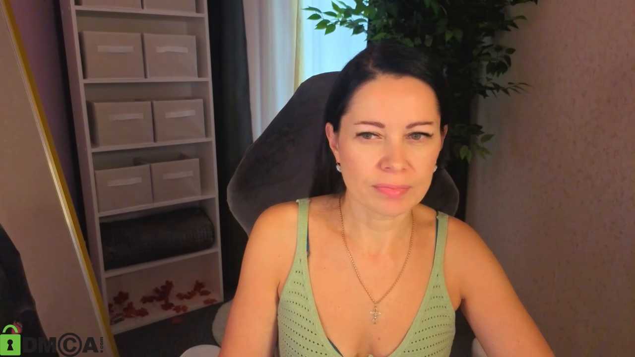 Maria_Howard cam recording