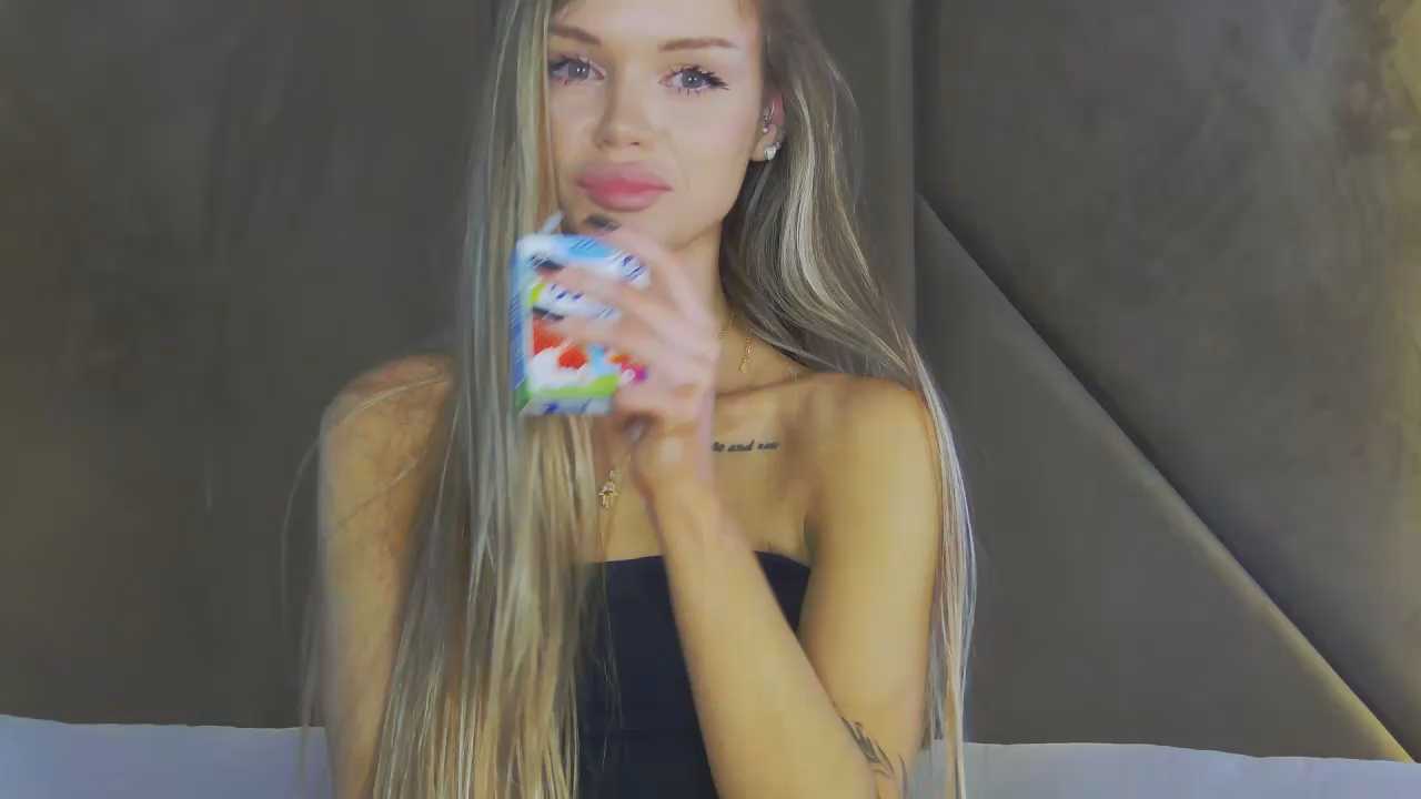 MarilynNova cam recording