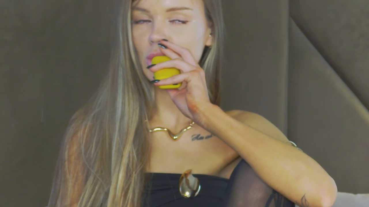 MarilynNova Stripchat recording – Oct 27, 2026
