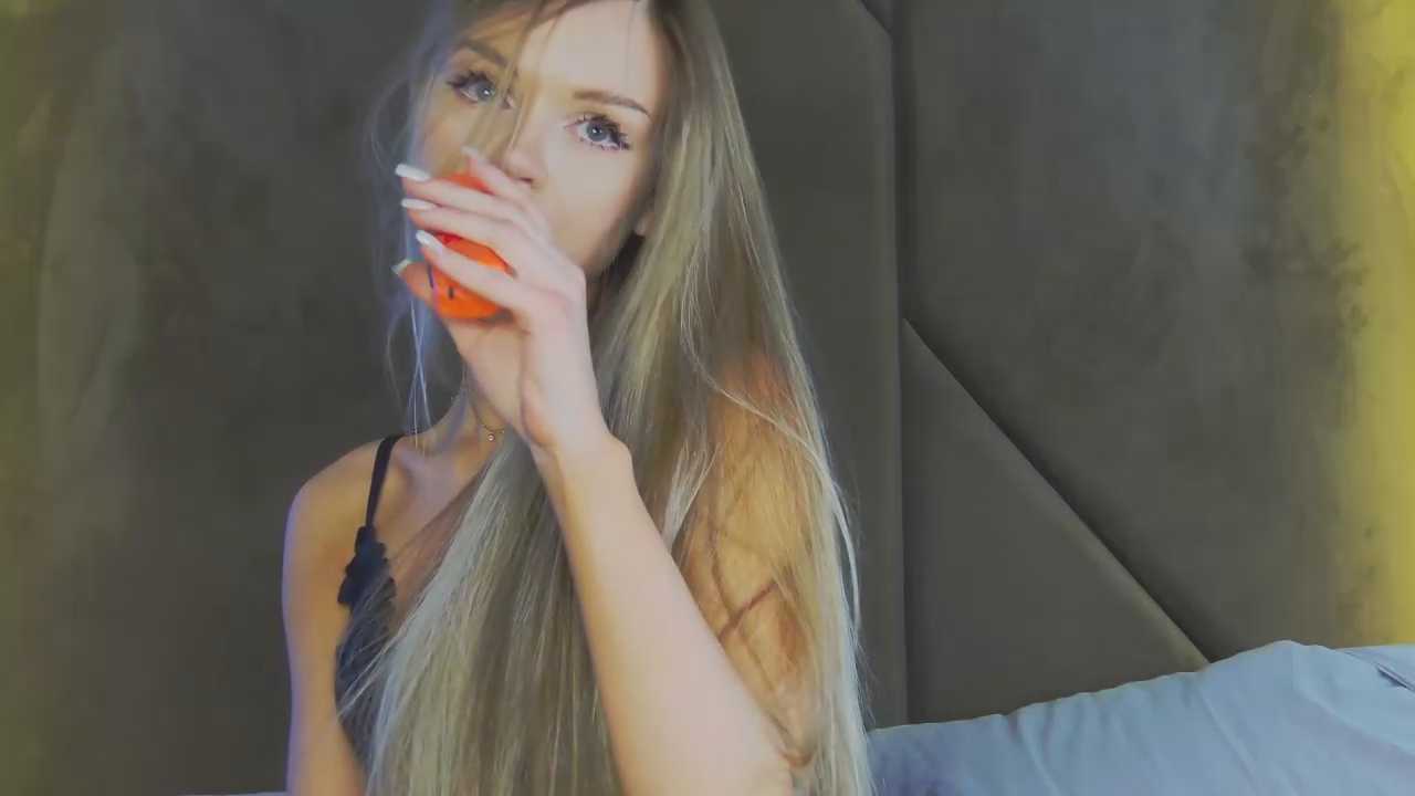 MarilynNova cam recording