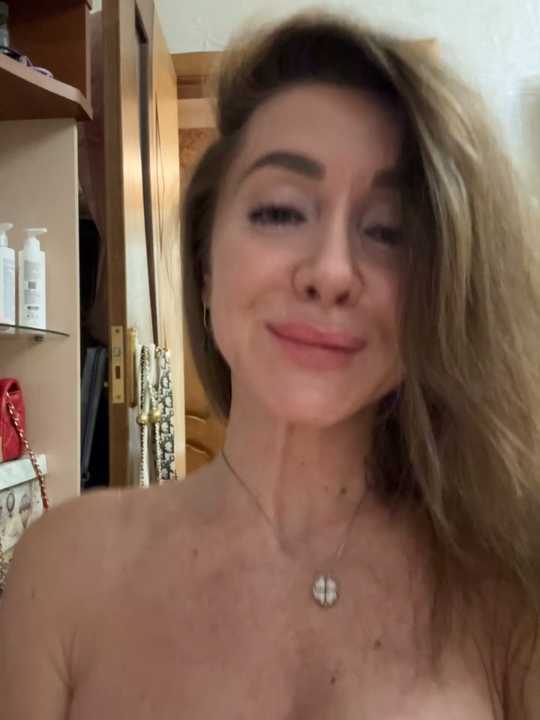 MarinaDiva11_74 Stripchat recording – Oct 14, 2026