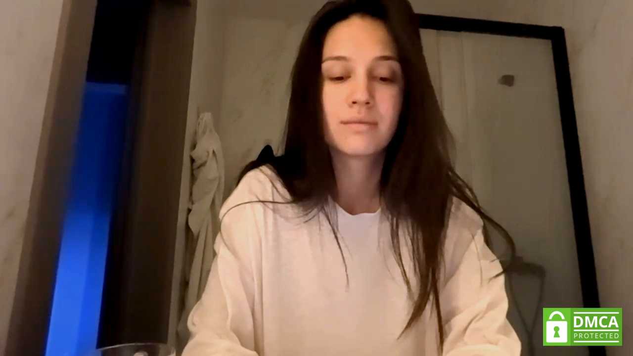 MarinaTuray Stripchat recording – Oct 20, 2026