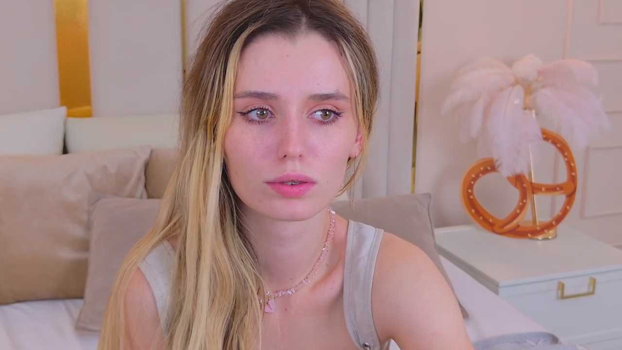 MarybethSnow cam recording