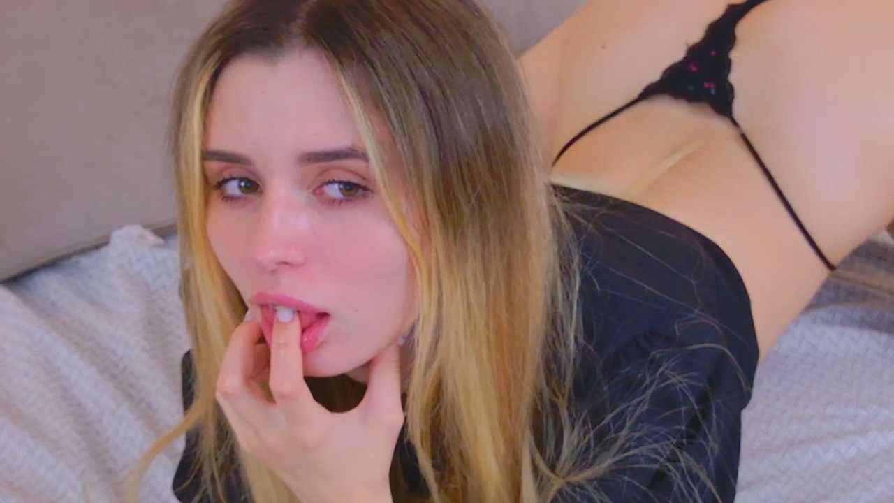 MarybethSnow cam recording