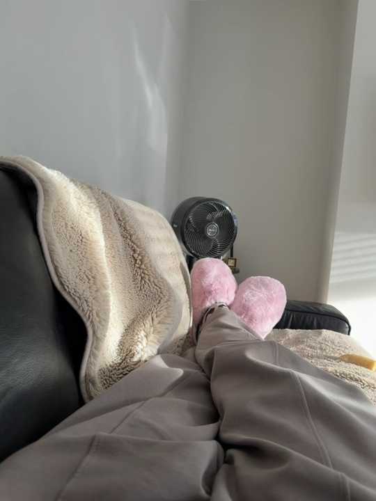 Meet_My_Feet-xox