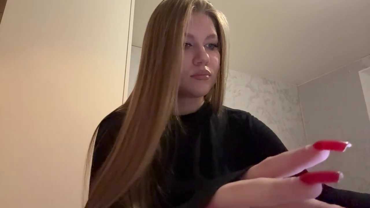 MelaineThomison cam recording