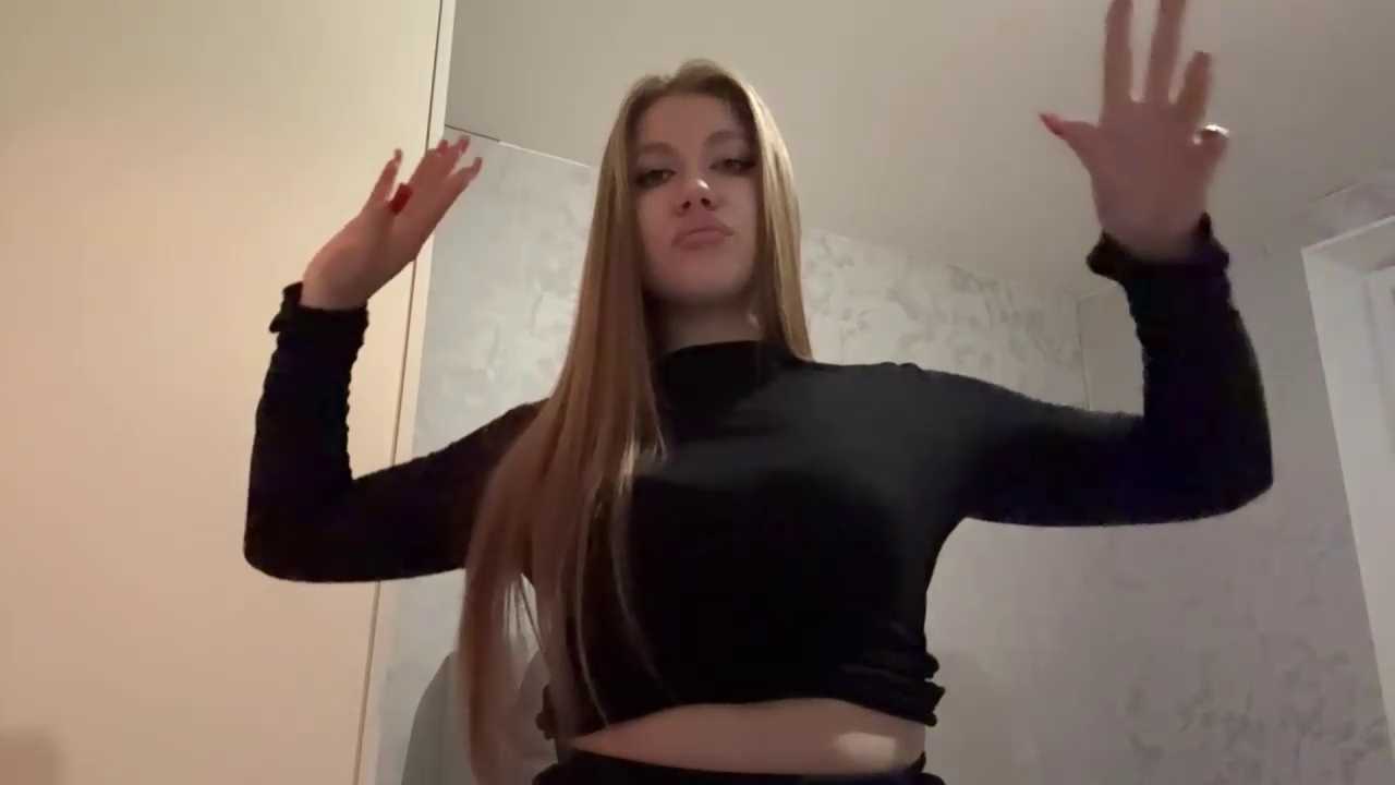 MelaineThomison cam recording