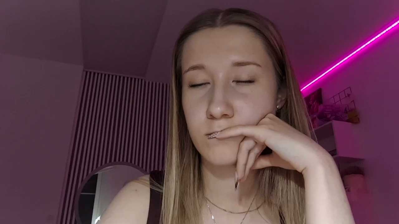 MerrileeReisser cam recording