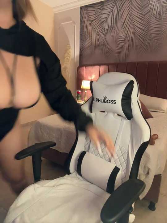 MiaAdams21 cam recording