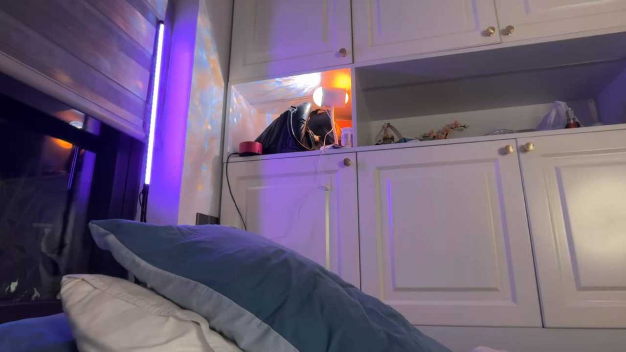 MiaDavis21 cam recording
