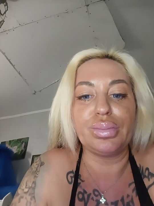 MiaMooly cam recording