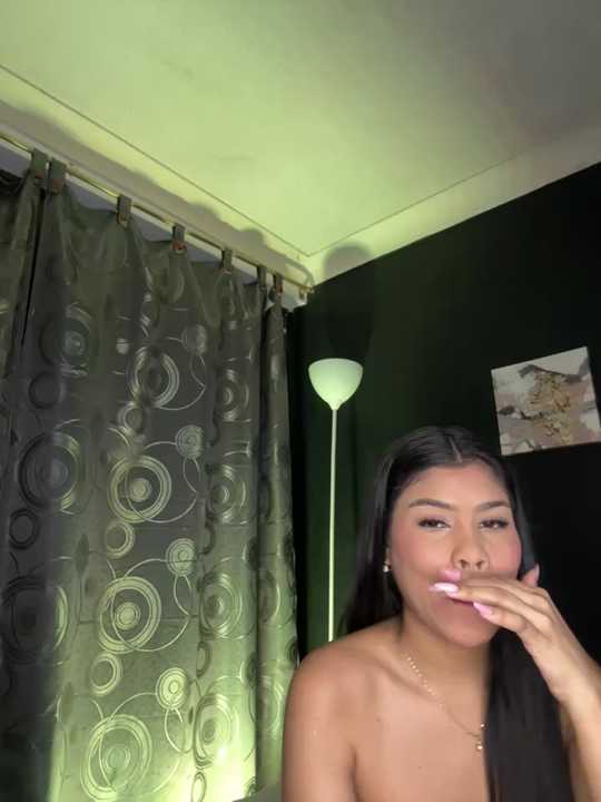 MiaSkylar