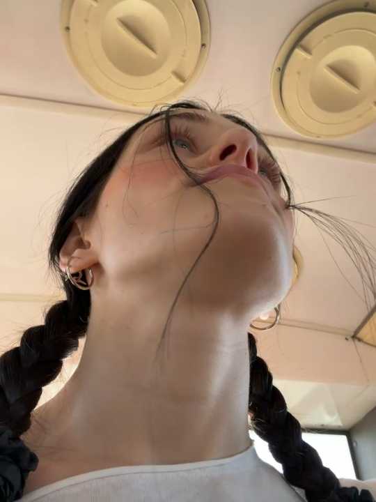 Mia_Mia_M