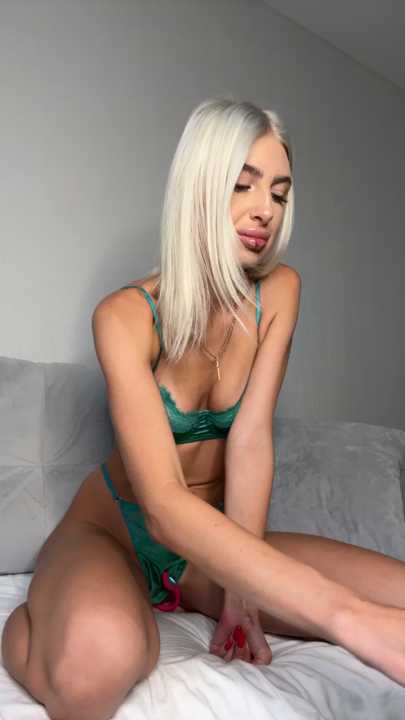 Mia_Roxie cam recording