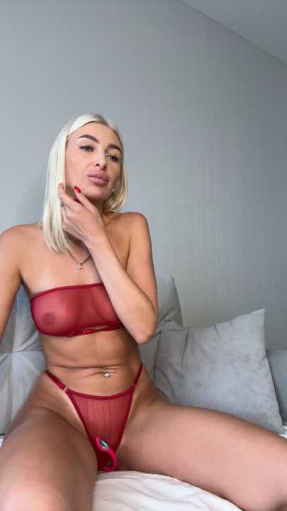 Mia_Roxie