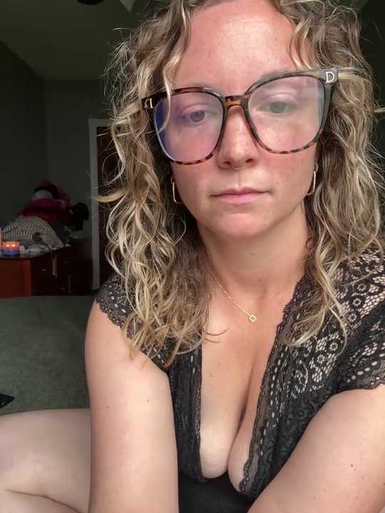 Mia_ValeX