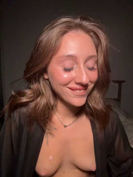 MiaaLoveeee cam recording