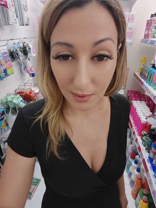 MilaCrazyBlonde cam recording