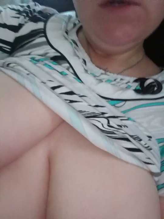 Mila_Bradley cam recording