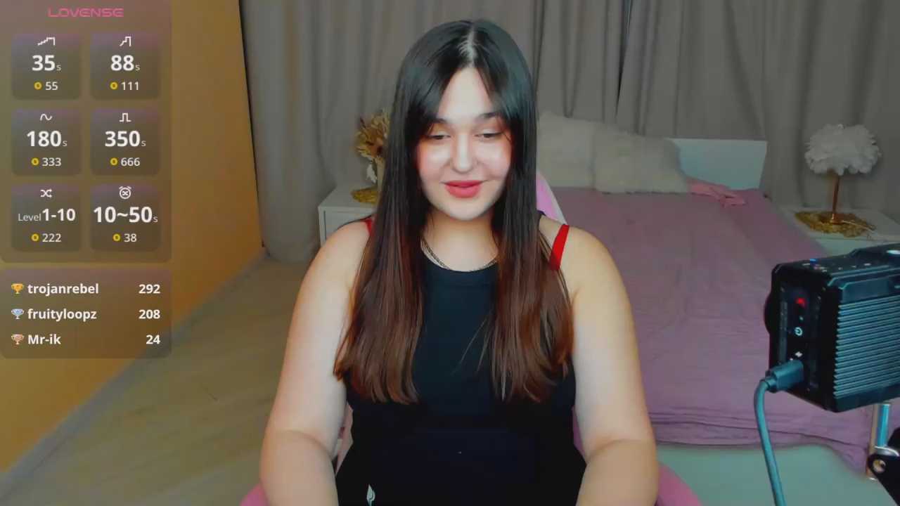Mila_LoveMe cam recording