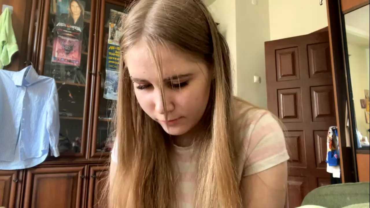 MileyRRoys Stripchat recording – Oct 13, 2026
