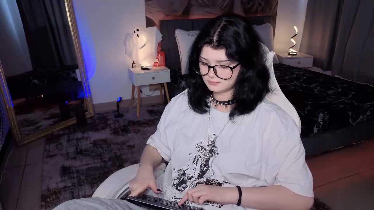 MileyRood Stripchat recording – Oct 15, 2026
