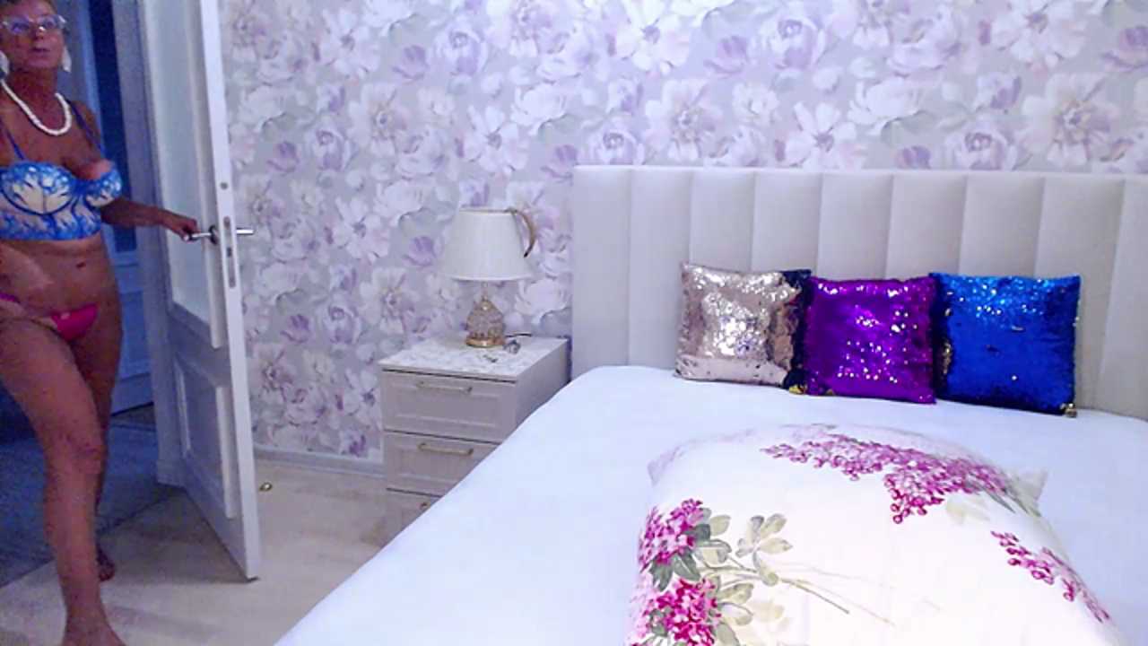 MilfyMommyXX cam recording