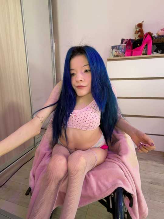 MiniSophiaa Stripchat recording – Oct 22, 2026