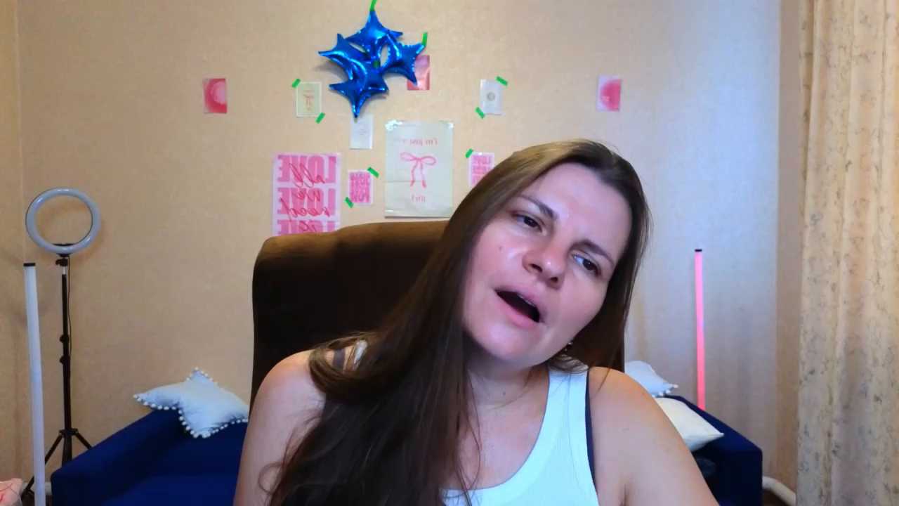 Mirabelle_Velvet