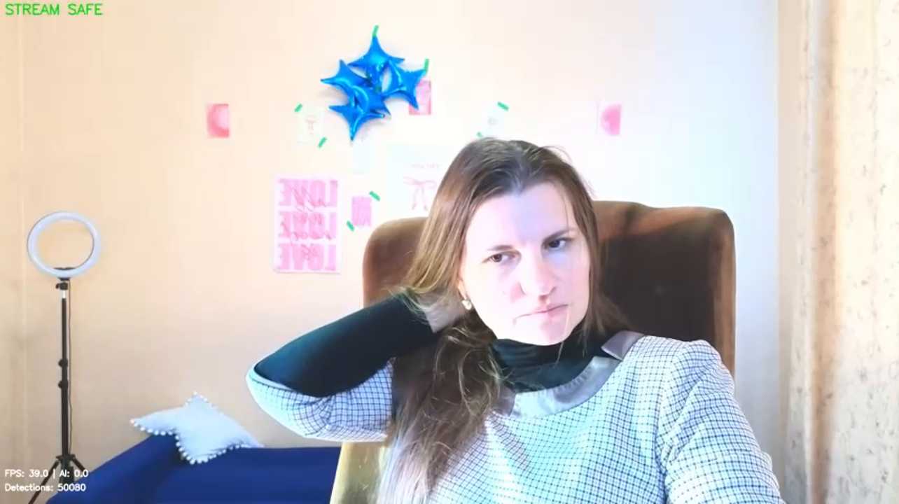 Mirabelle_Velvet cam recording