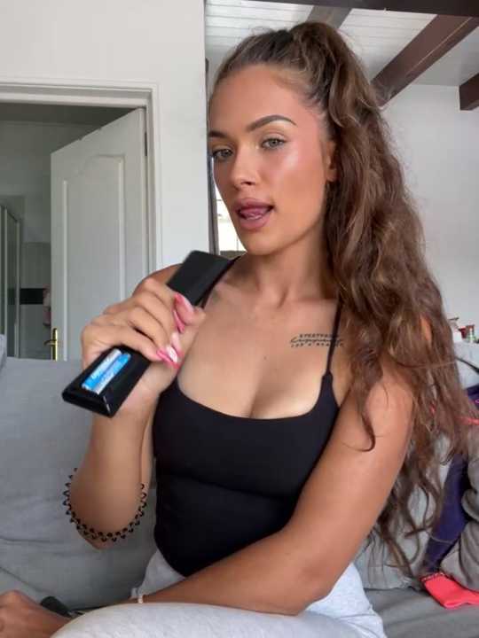 MissGold03 cam recording