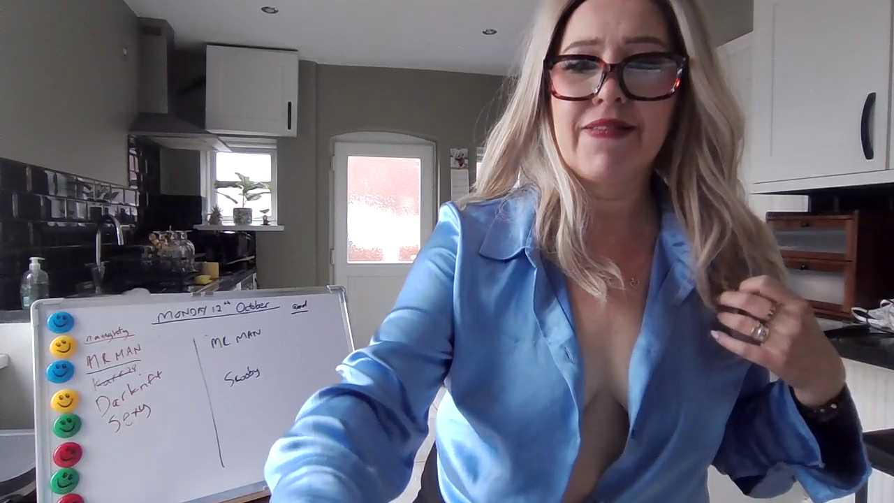 MissHoneyPenny
