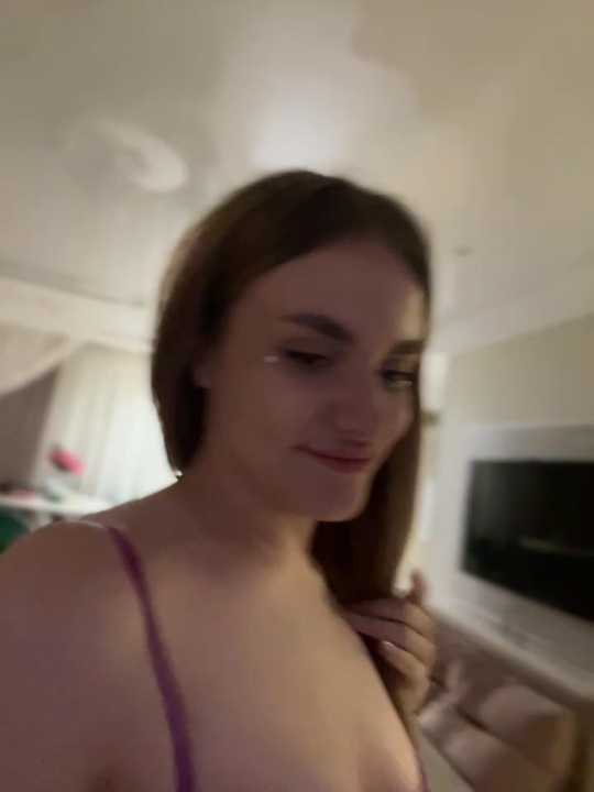 MissMolly- cam recording