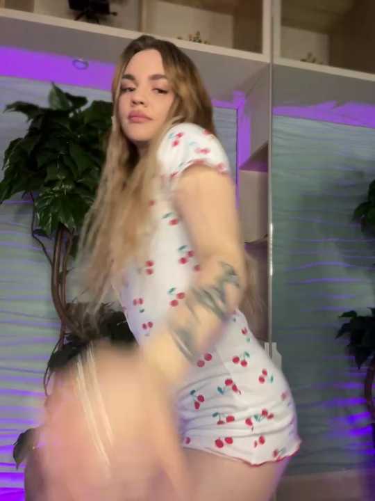 MissMolly-