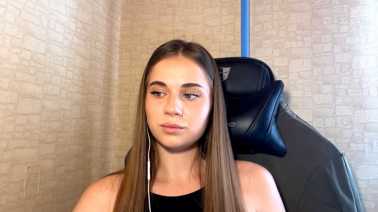Miss_Blessnyth cam recording