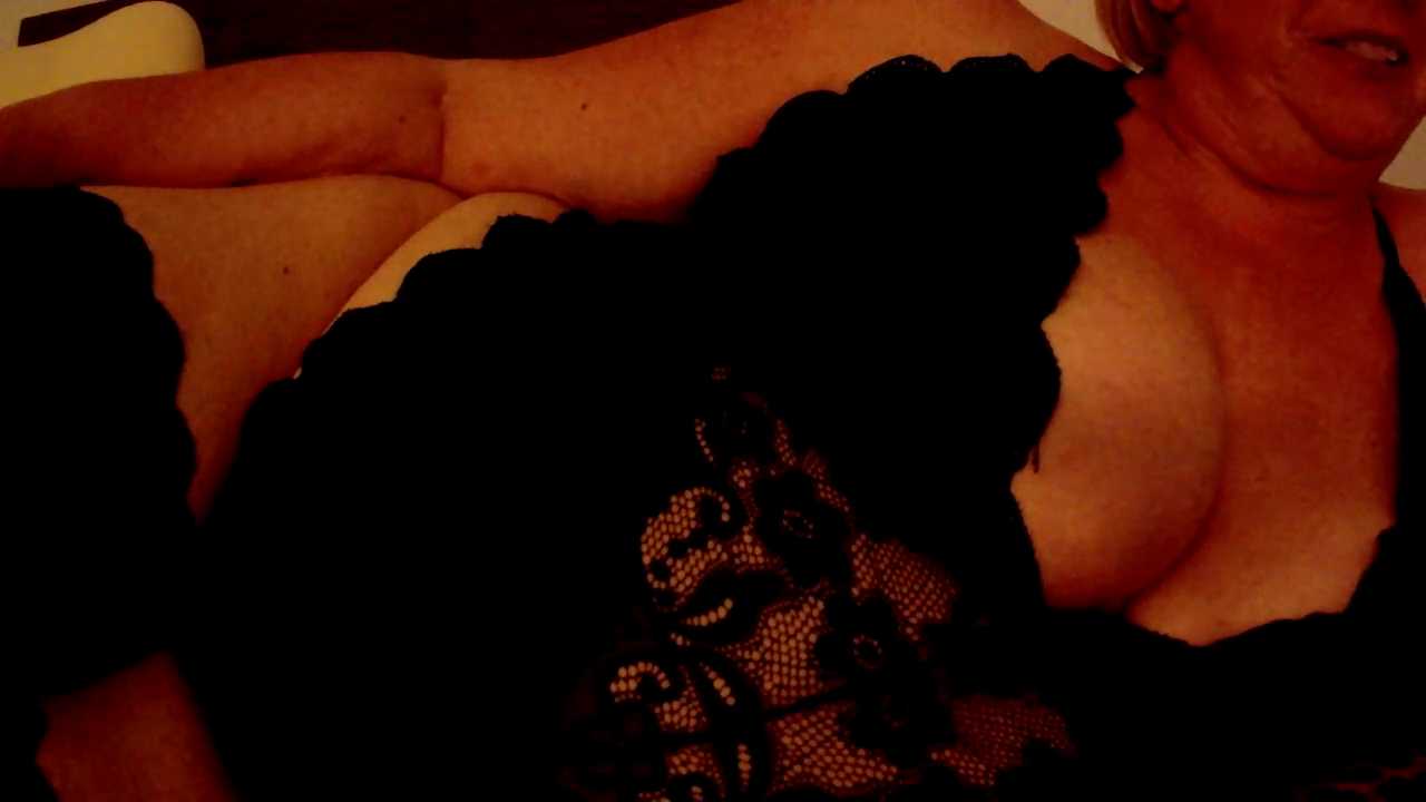 Miss_Lucie_Lux cam recording
