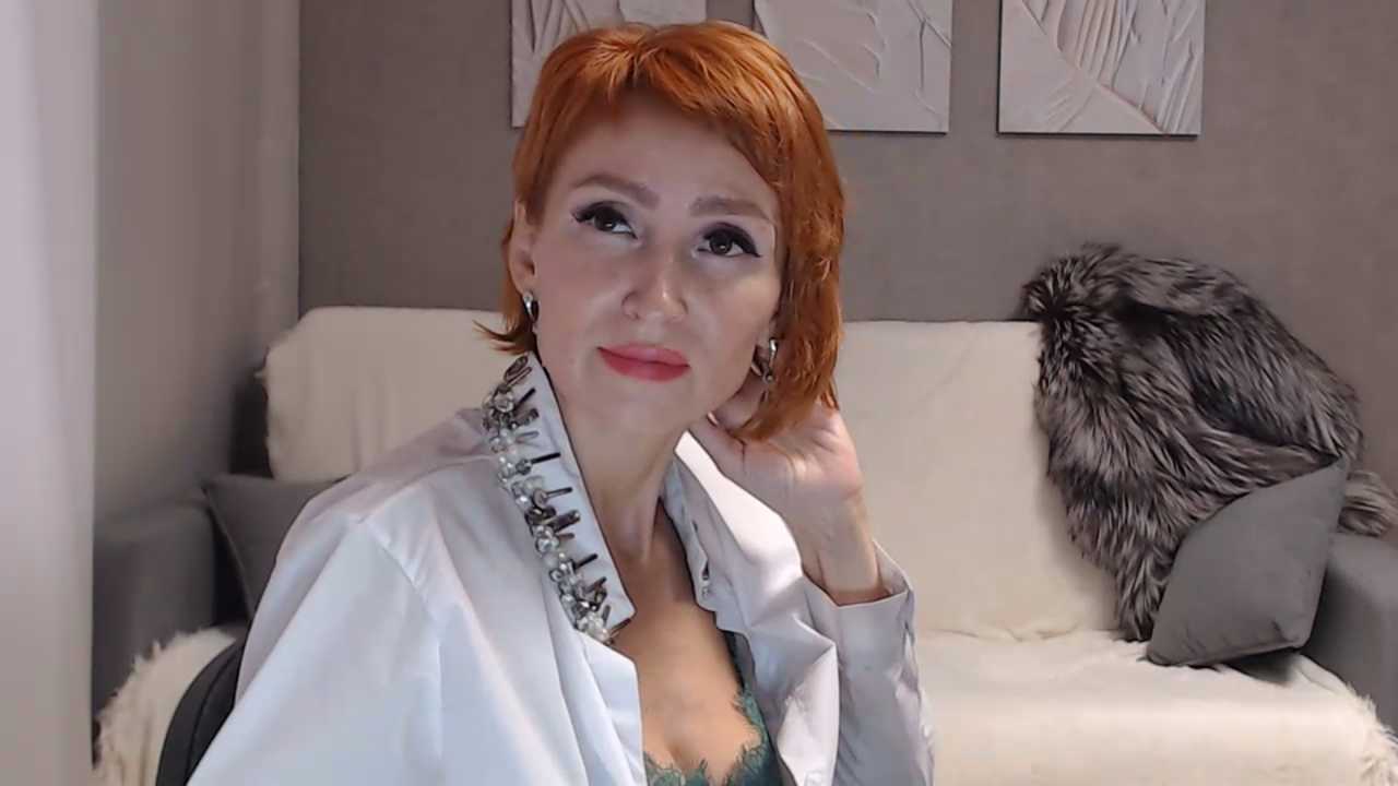 Miss_RedFoxy cam recording